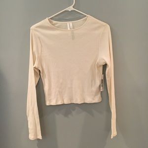 Kensie White Ribbed Long Sleeve Crop Top